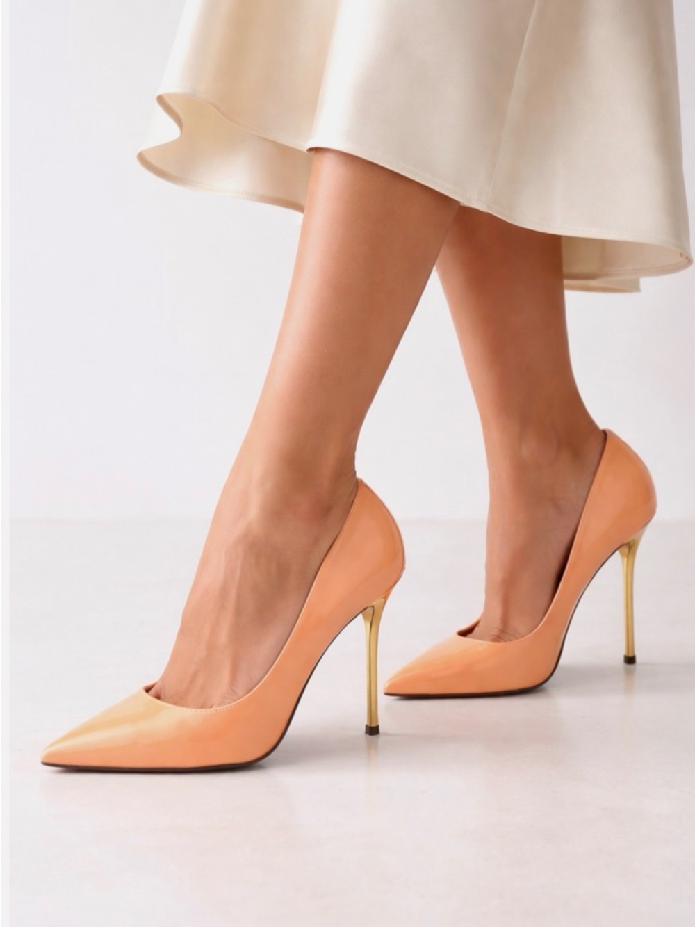 Nicholas Kirkwood Mellon Leather Pointed Toe Stiletto Pumps